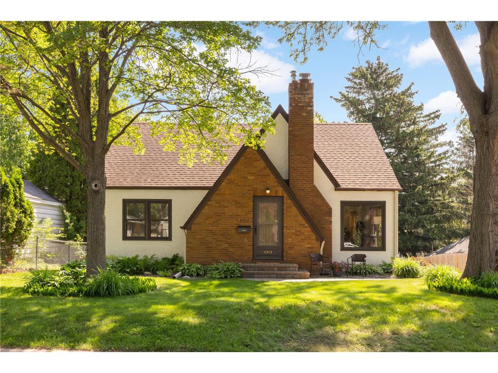 4313 Arthur Street NE Columbia Heights MN 55421 6733276 image1