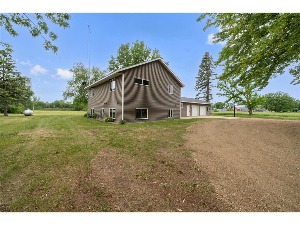 43137 Foxboro Road Belgrade MN 56312 7080239 image2