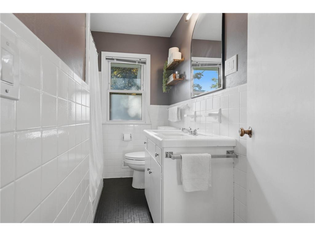 4315 16th Avenue S Minneapolis MN 55407 7060201 image43