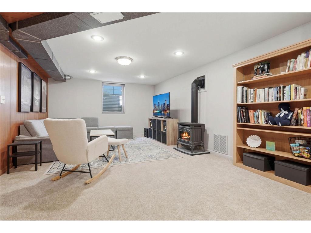 4315 16th Avenue S Minneapolis MN 55407 7060201 image47