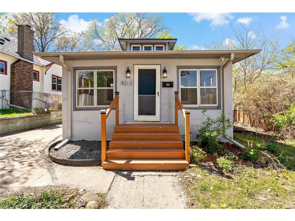 4315 Dupont Avenue N Minneapolis MN 55412 6703288 image1