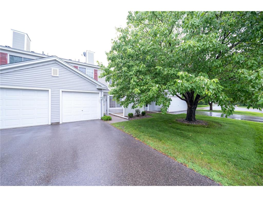 4316 Meghan Lane #402 Eagan MN 55122 6745623 image1