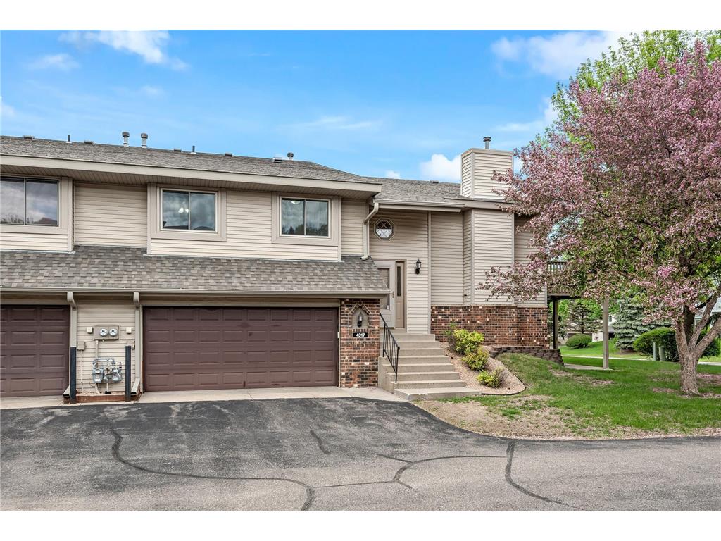 4317 Clemson Circle, Eagan, MN 55122 MLS 6192731 Edina Realty