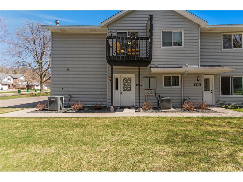 4317 Parkview Court Vadnais Heights MN 55127 6357251 image1
