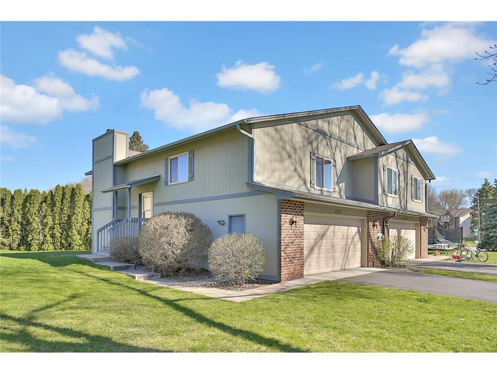 4317 Thornhill Lane Vadnais Heights MN 55127 6517190 image1