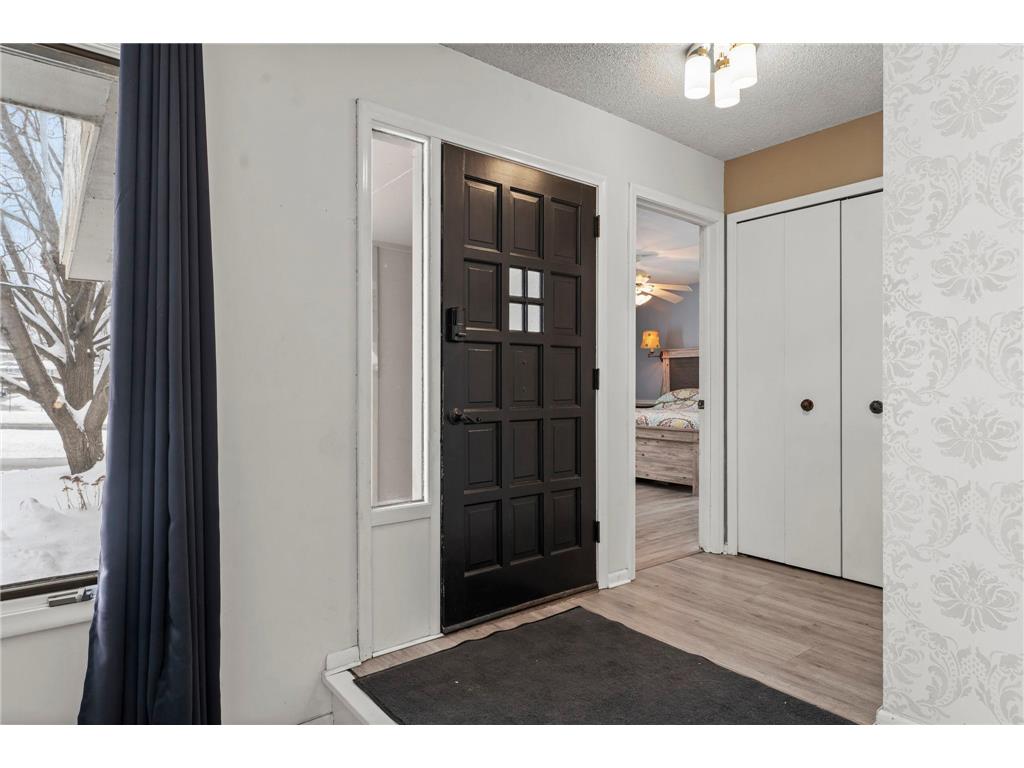 4317 W 98th Street Bloomington MN 55437 6821262 image3