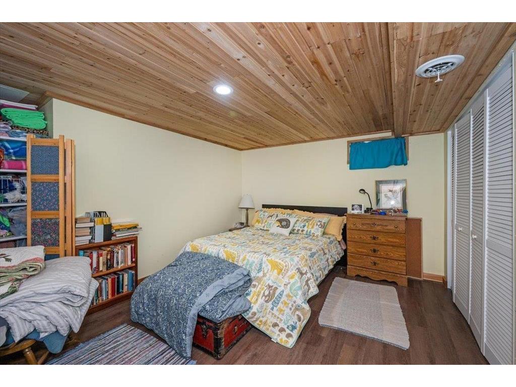 4318 E Valley Brook Road Superior WI 54880 7019045 image28