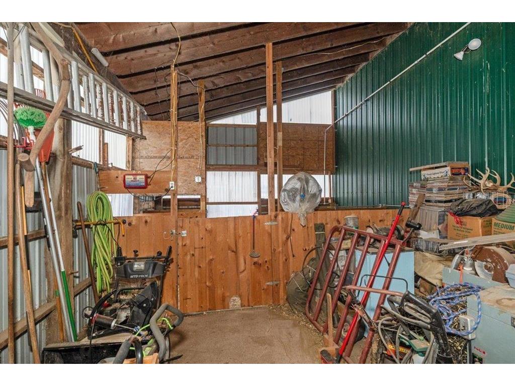 4318 E Valley Brook Road Superior WI 54880 7019045 image40