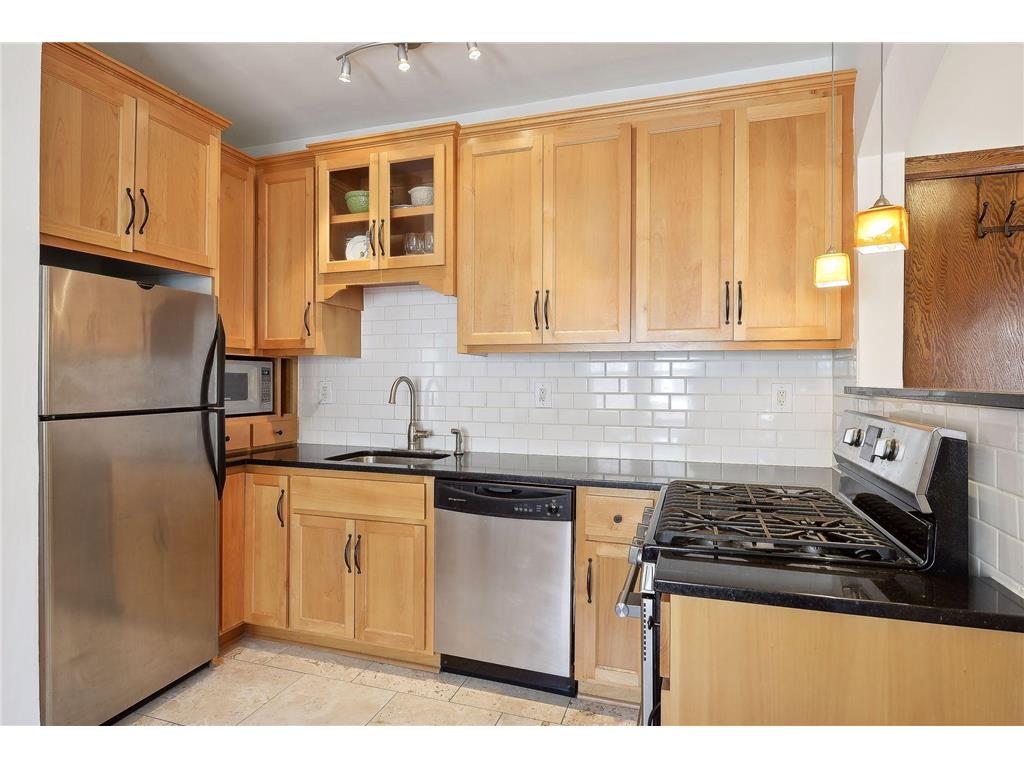 4319 Bryant Avenue S #C201 Minneapolis MN 55409 6426285 image1