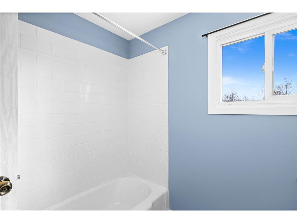 4319 Decker Road Duluth MN 55811 6808595 image16