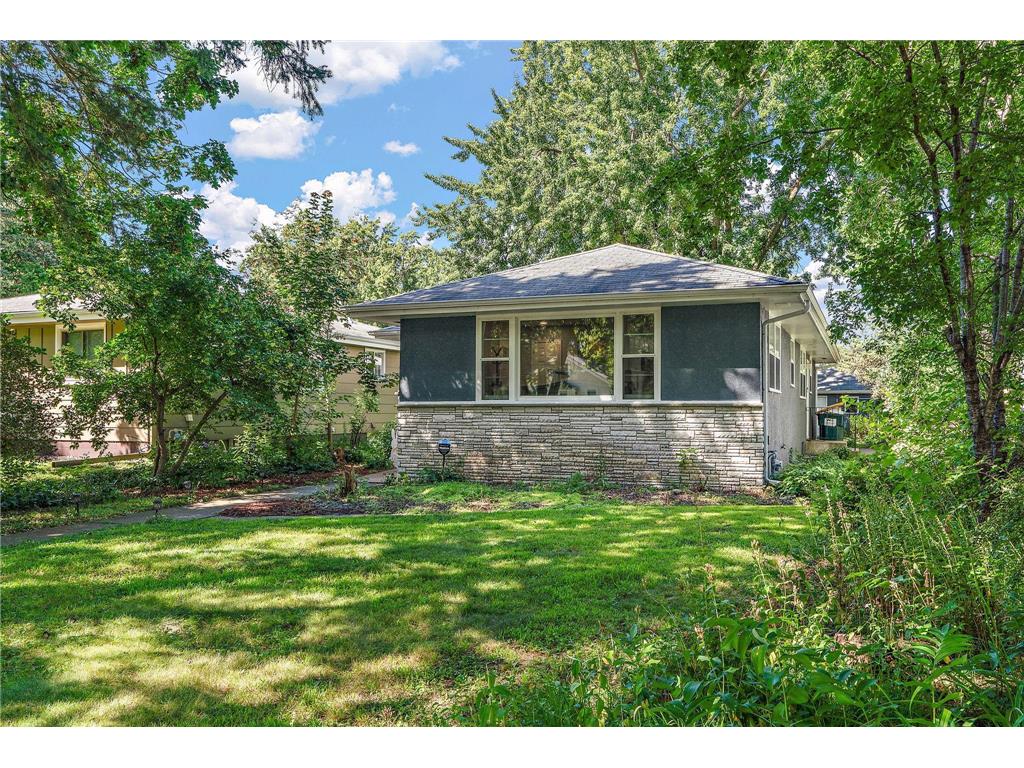 4319 Welcome Avenue N Crystal MN 55422 6587401 image1