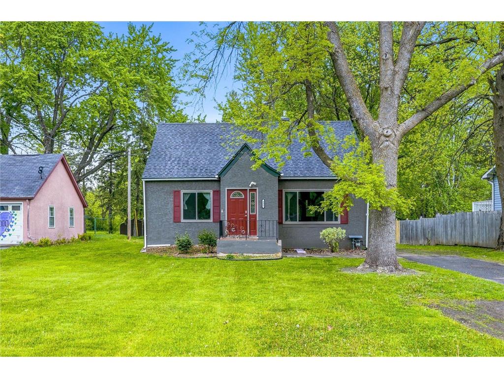 432 2nd Street SE Braham MN 55006 7080532 image1