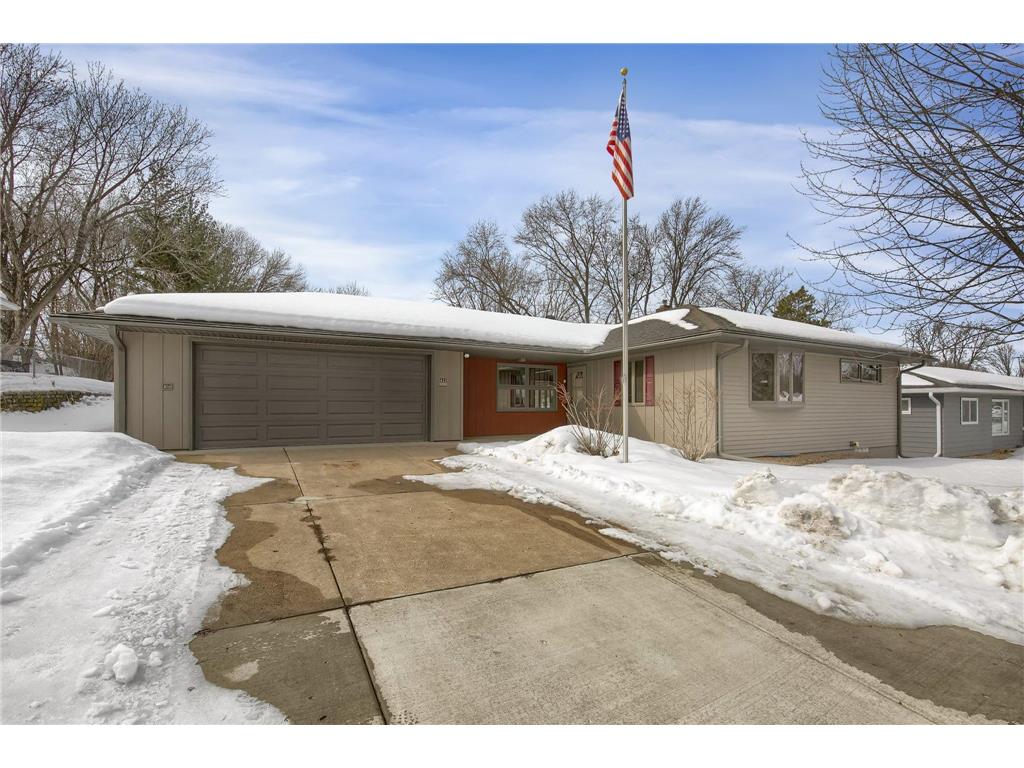 432 9th Street N, Bayport, MN, 55003 MLS 6339924 Edina Realty
