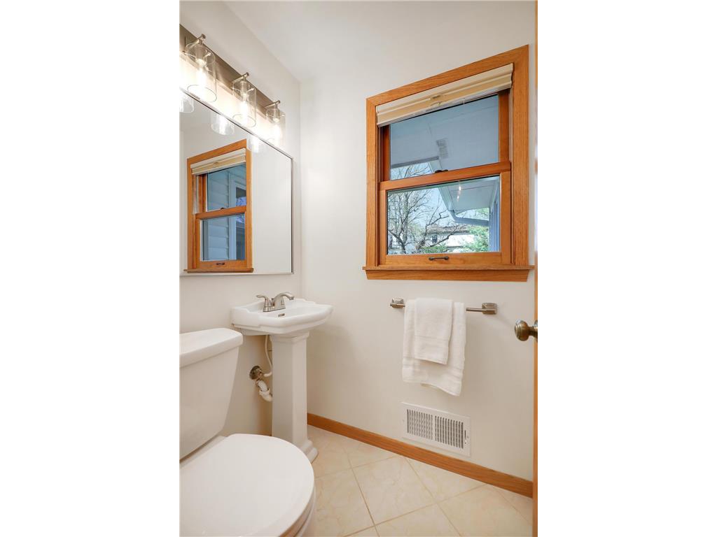 4320 Browndale Avenue Saint Louis Park MN 55424 7043787 image20