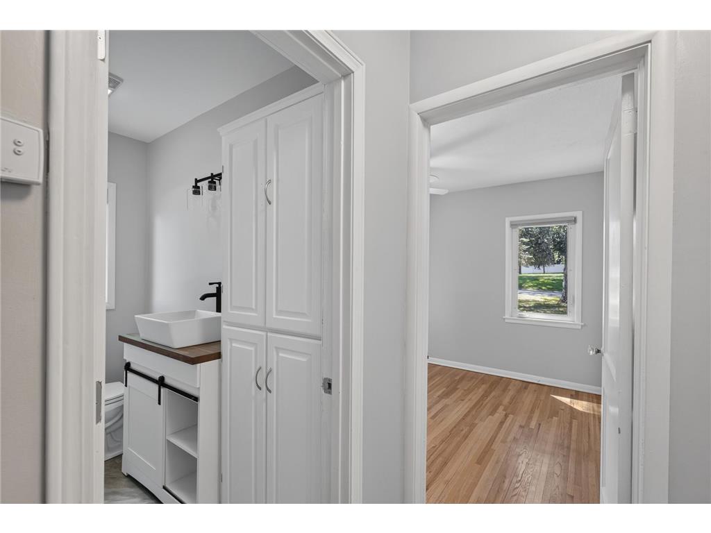 4320 Culver Road Golden Valley MN 55422 7103460 image19