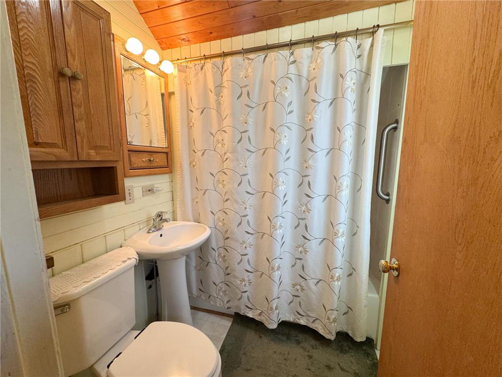 4320 W 8th Street Duluth MN 55807 7095818 image20
