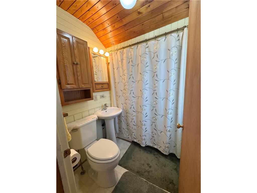 4320 W 8th Street Duluth MN 55807 7095818 image9