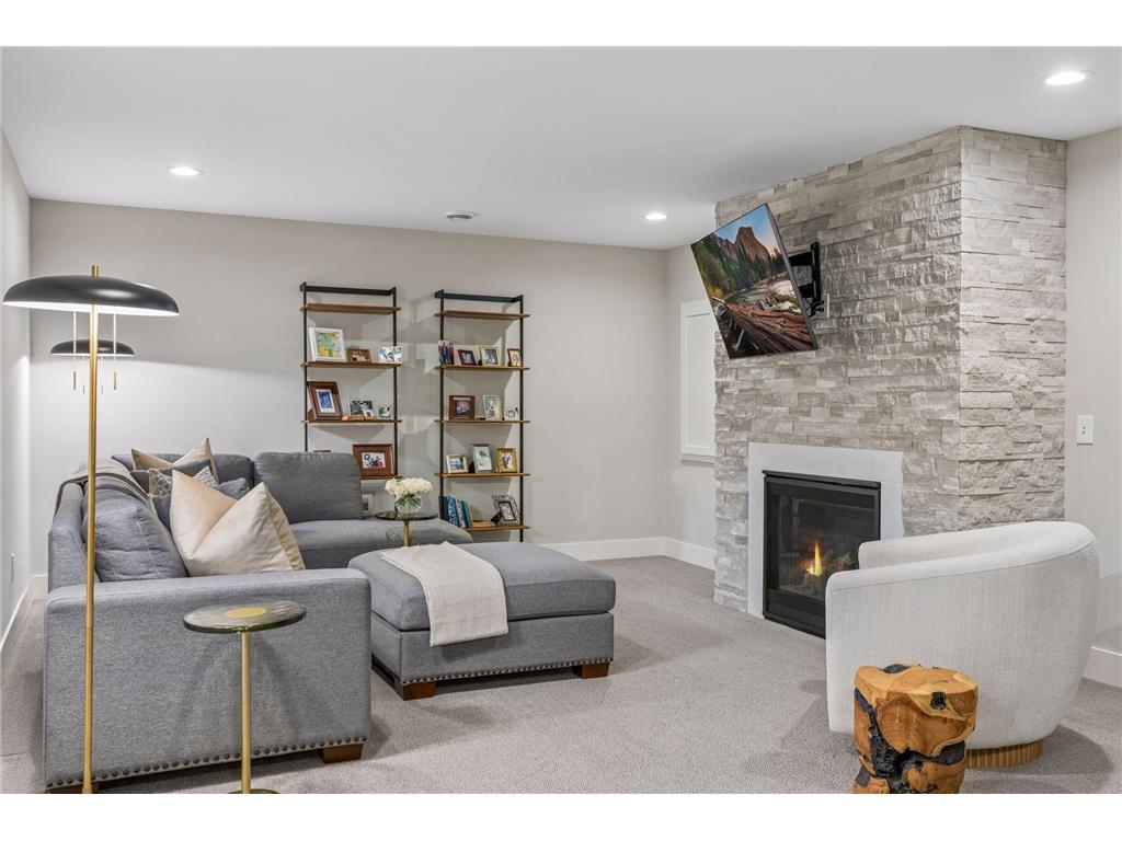 4321 Abbott Avenue S Minneapolis MN 55410 7085446 image56