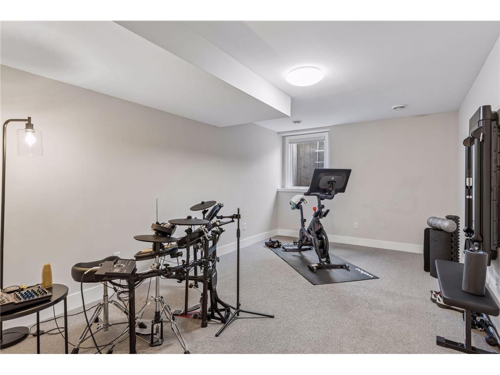 4321 Abbott Avenue S Minneapolis MN 55410 7085446 image61