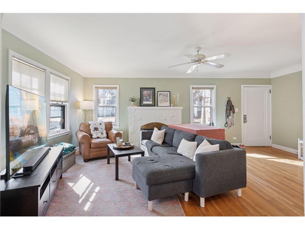 4321 Beard Avenue S Minneapolis MN 55410 6687783 image2