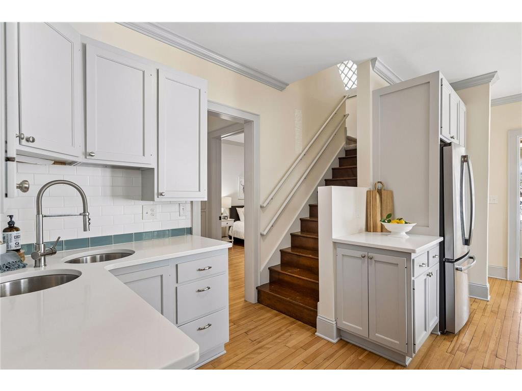 4321 Colfax Avenue S Minneapolis MN 55409 7067757 image22