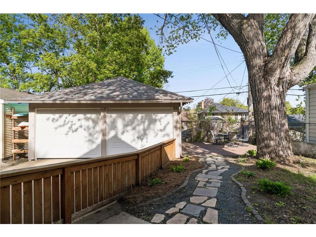 4321 Colfax Avenue S Minneapolis MN 55409 7067757 image39