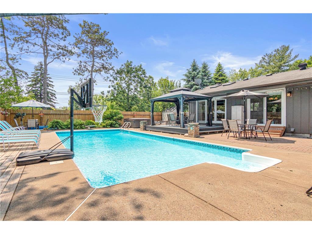 4322 Rustic Place Shoreview MN 55126 6729395 image1
