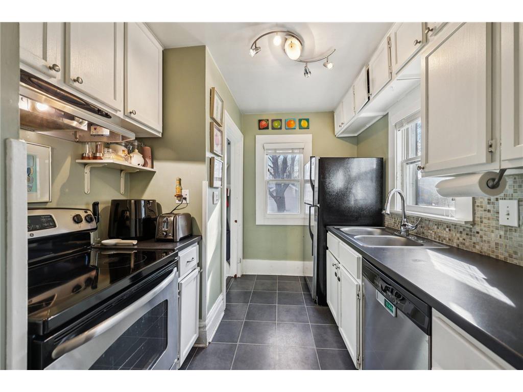 4323 12th Avenue S Minneapolis MN 55407 7039323 image16