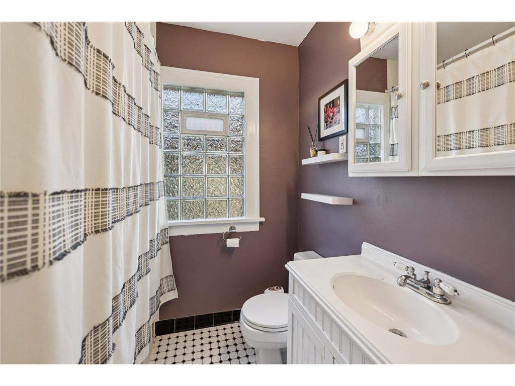 4323 12th Avenue S Minneapolis MN 55407 7039323 image18