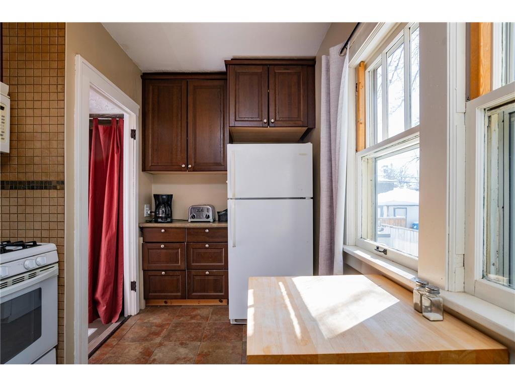 4323 4th Avenue S Minneapolis MN 55409 7010022 image12
