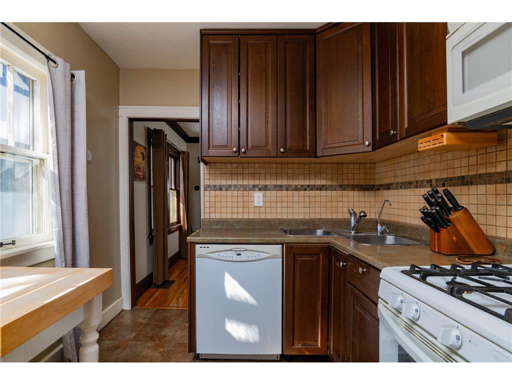 4323 4th Avenue S Minneapolis MN 55409 7010022 image13