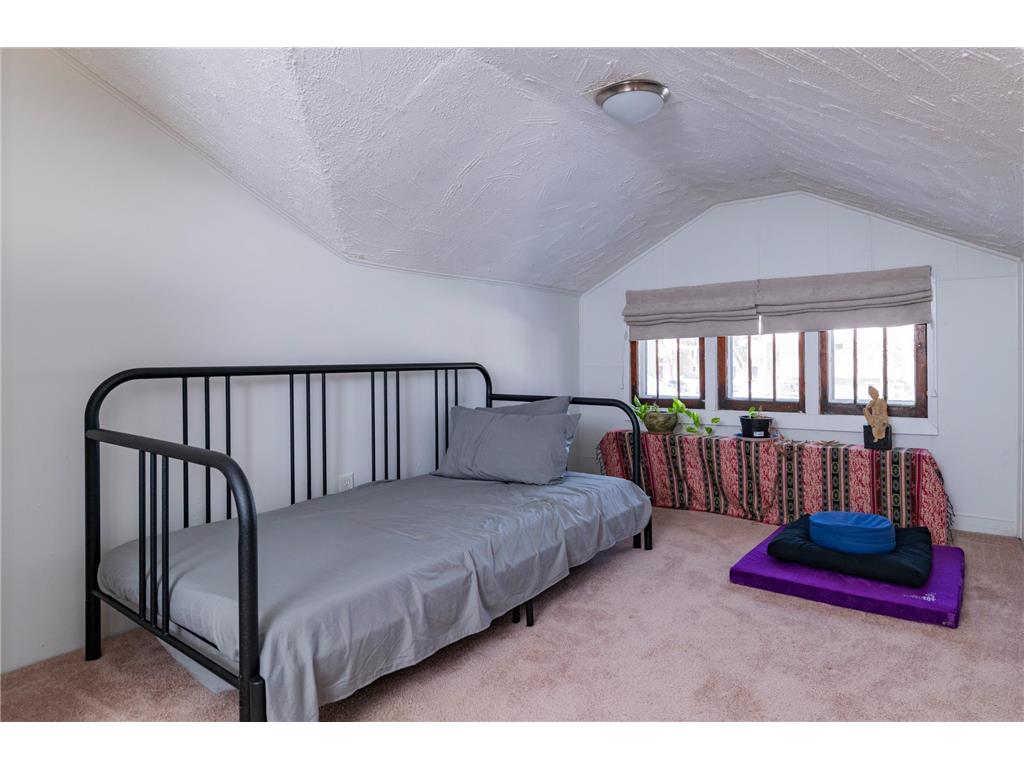 4323 4th Avenue S Minneapolis MN 55409 7010022 image22