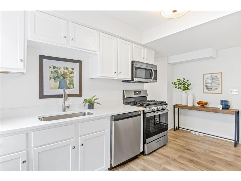 4323 Wentworth Avenue Minneapolis MN 55409 6815049 image10