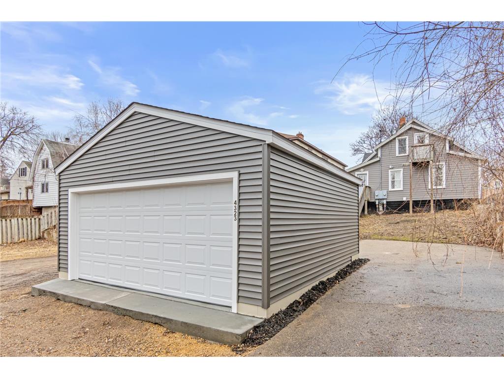 4323 Wentworth Avenue Minneapolis MN 55409 6815049 image20