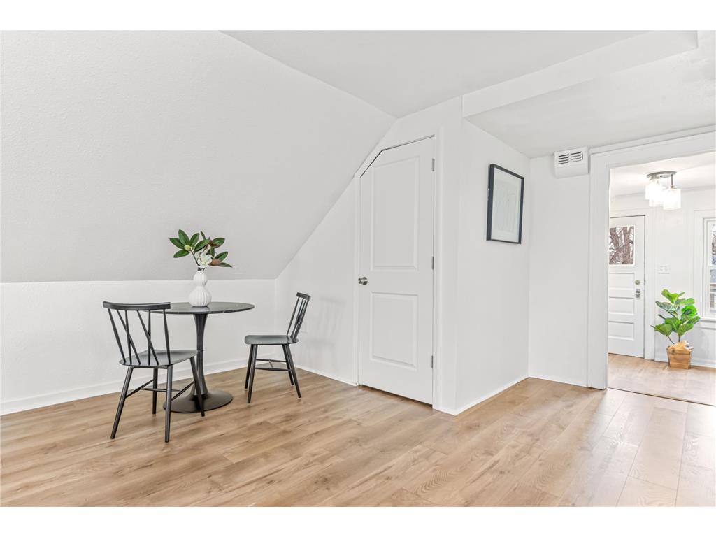 4323 Wentworth Avenue Minneapolis MN 55409 7039064 image16