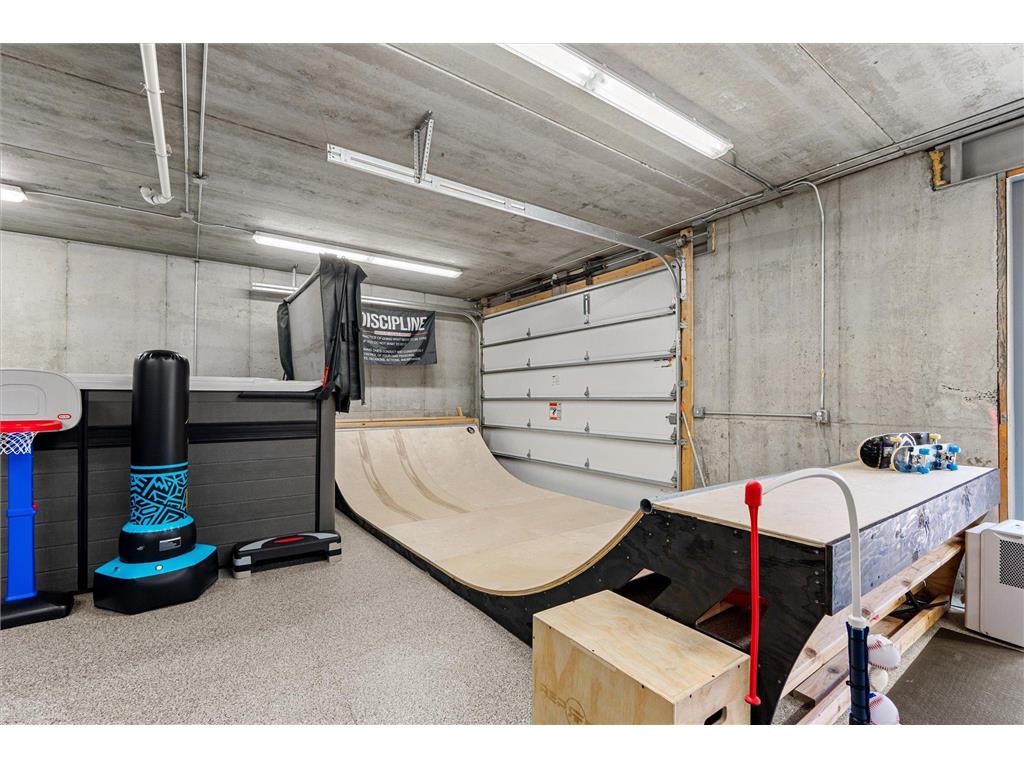 4323x Cedar Lake Road S Saint Louis Park MN 55416 7111868 image34
