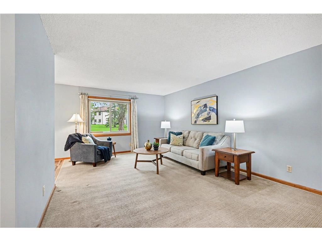 4324 Buckingham Court Vadnais Heights MN 55127 7065988 image1