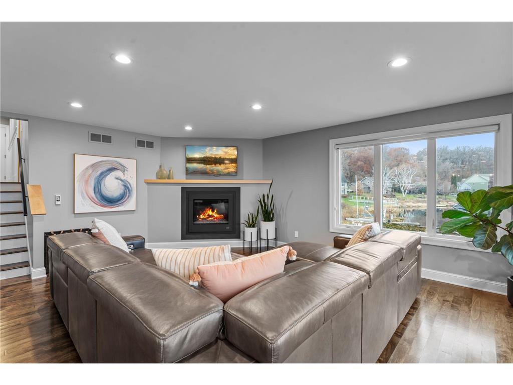 4324 Lake Point Court Shoreview MN 55126 - Snail 6819107 image15