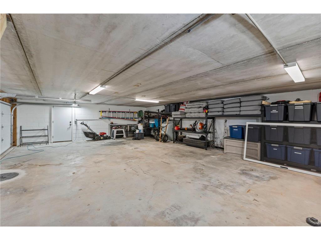 4324 Lake Point Court Shoreview MN 55126 - Snail 6819107 image86