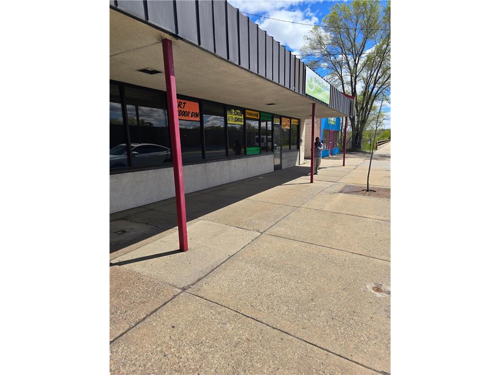4324 Lyndale Avenue N Minneapolis MN 55412 7065244 image1