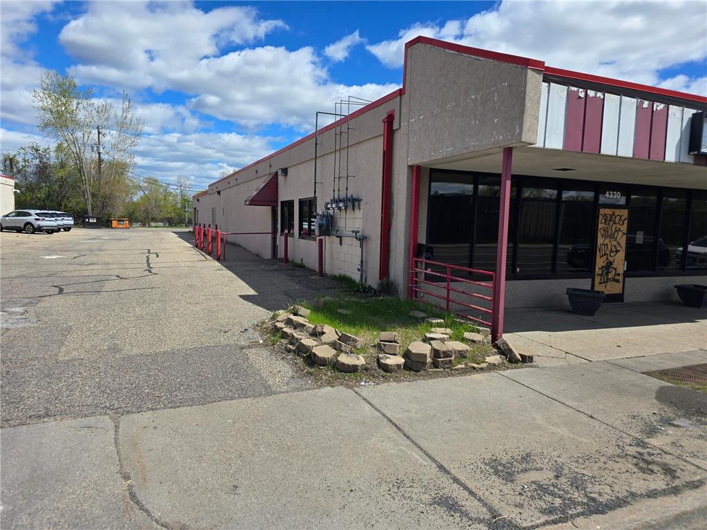 4324 Lyndale Avenue N Minneapolis MN 55412 7065244 image2