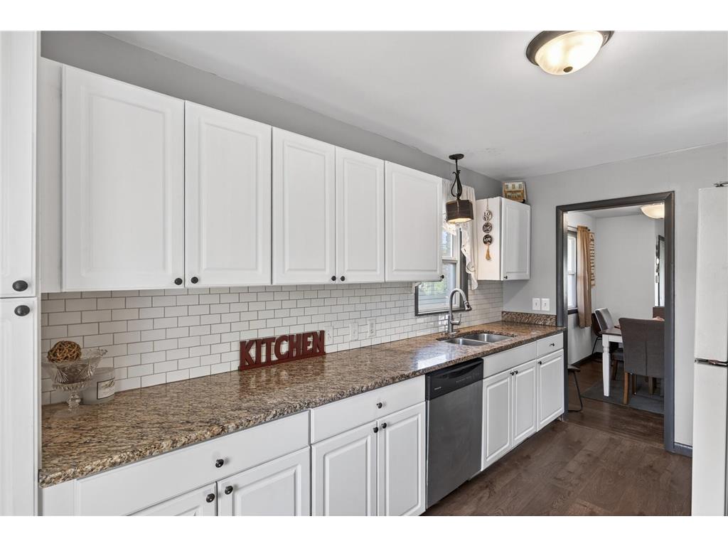 4324 Queen Avenue N Minneapolis MN 55412 7035565 image10