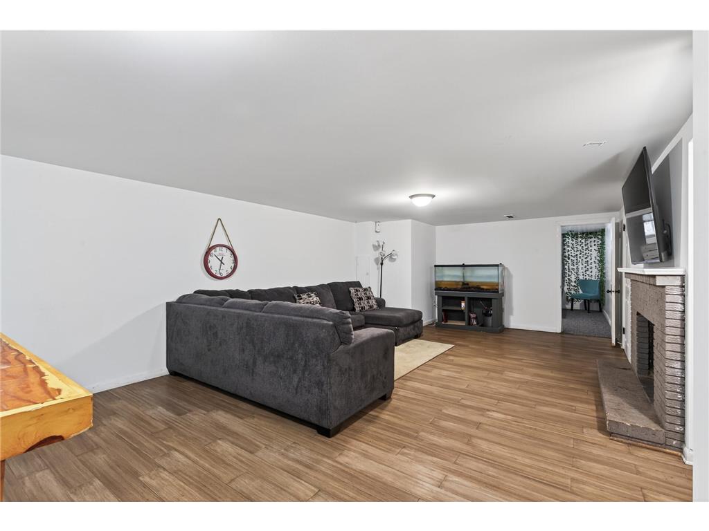 4324 Queen Avenue N Minneapolis MN 55412 7035565 image17