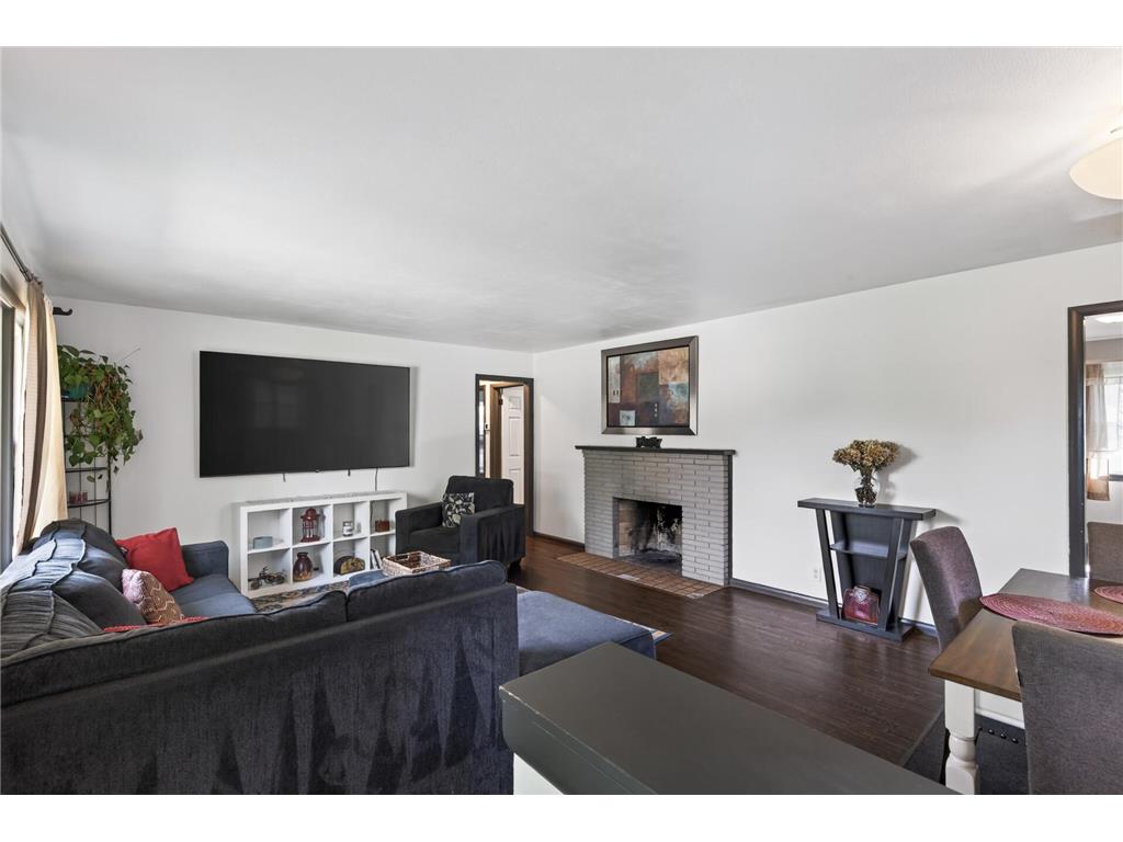 4324 Queen Avenue N Minneapolis MN 55412 7035565 image4