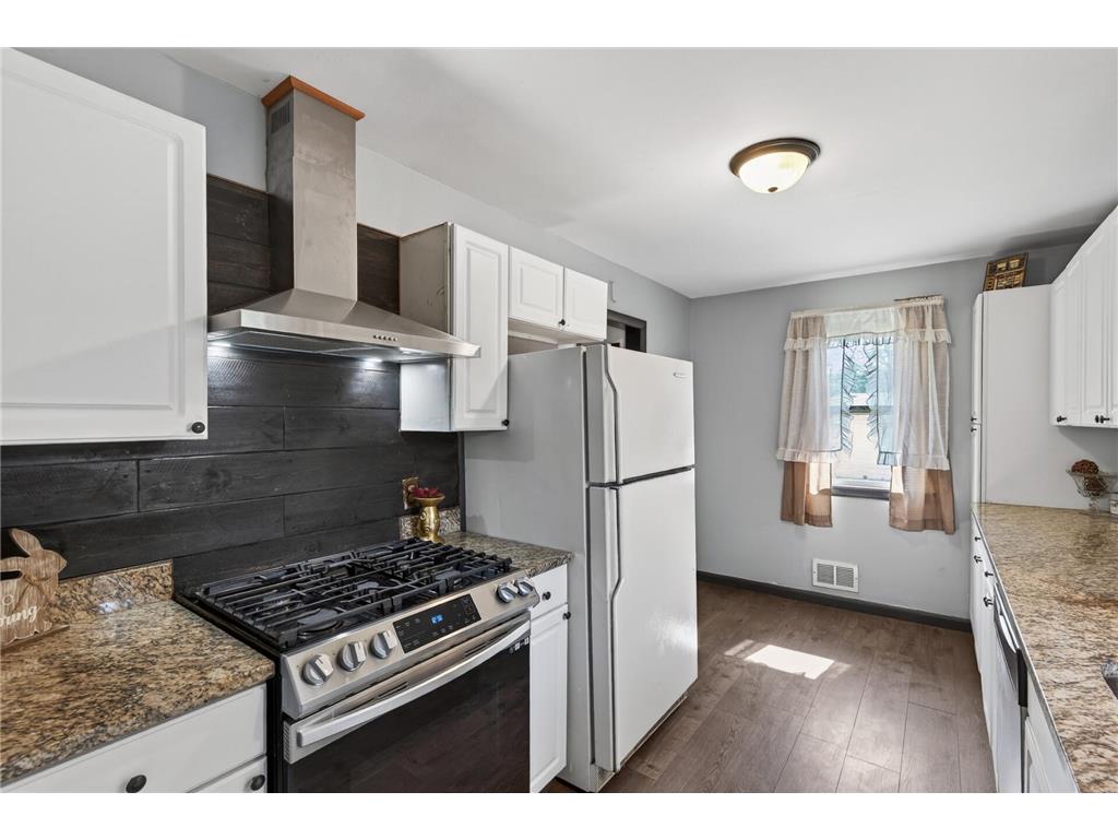 4324 Queen Avenue N Minneapolis MN 55412 7035565 image8