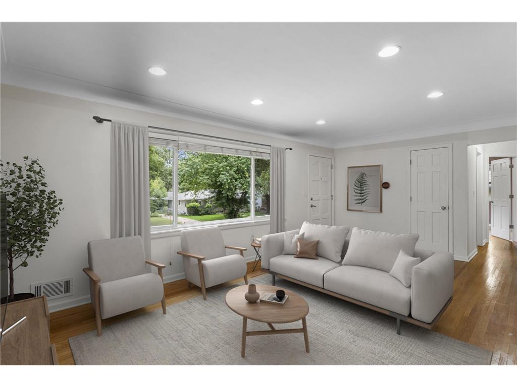 4324 Royce Street NE Columbia Heights MN 55421 7006353 image2