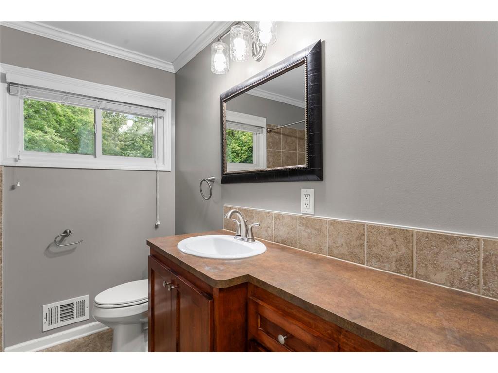 4324 Royce Street NE Columbia Heights MN 55421 7006353 image20