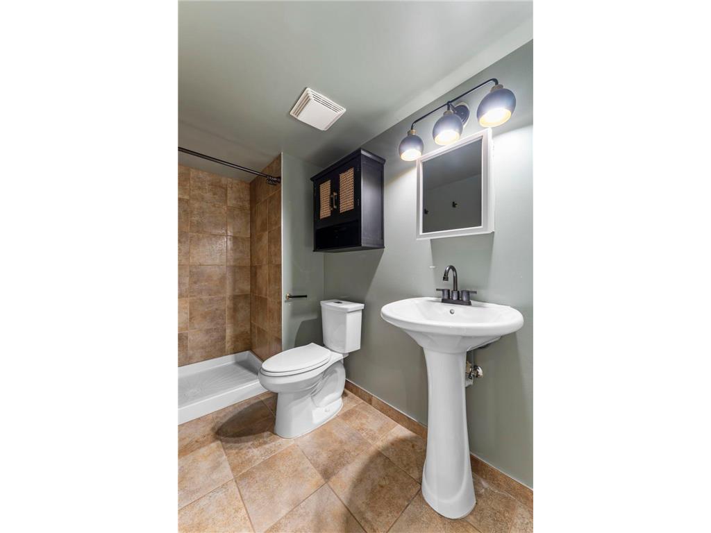 4324 Royce Street NE Columbia Heights MN 55421 7006353 image22