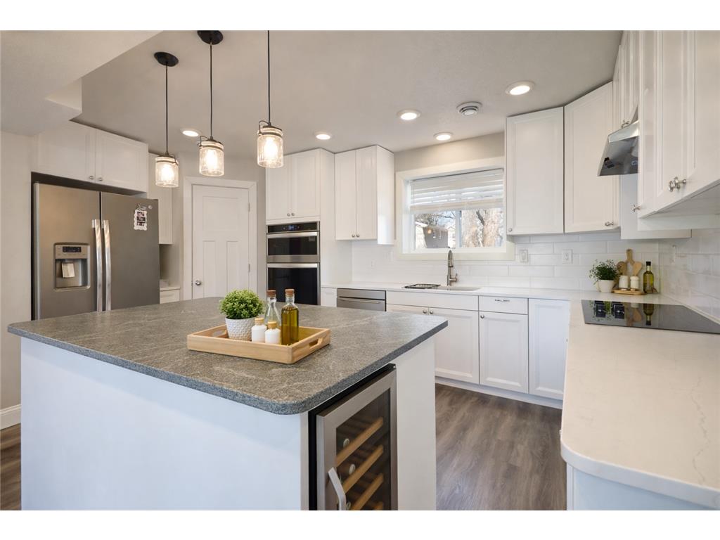 4324 Rustic Place Shoreview MN 55126 7056028 image2