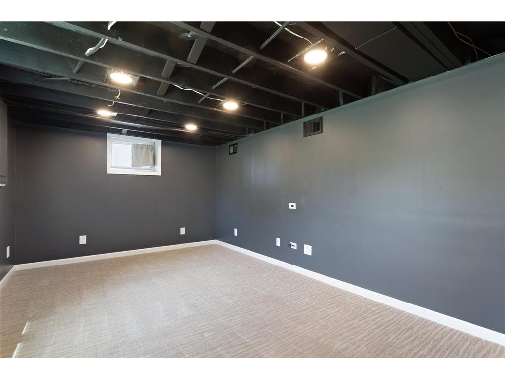 4325 Beard Avenue N Robbinsdale MN 55422 7073769 image16